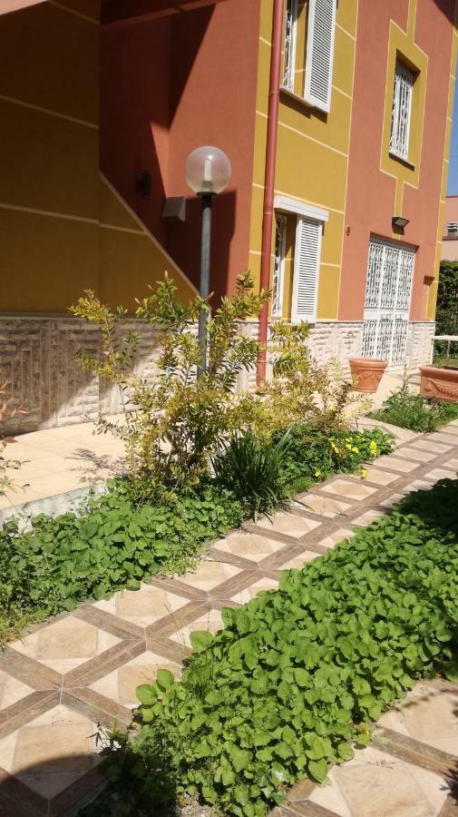 Un'Oasi Di Pace In Centro Apartman San Severo Kültér fotó
